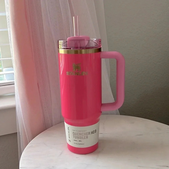 Stanley Other - Stanley THE PINK PARADE QUENCHER H2.0 | 30 OZ